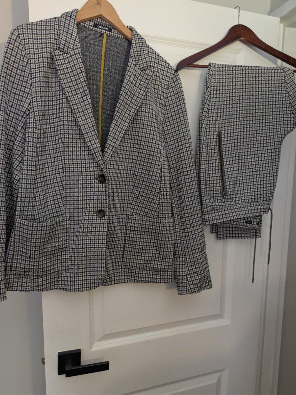 Olsen Europe matching suit pieces